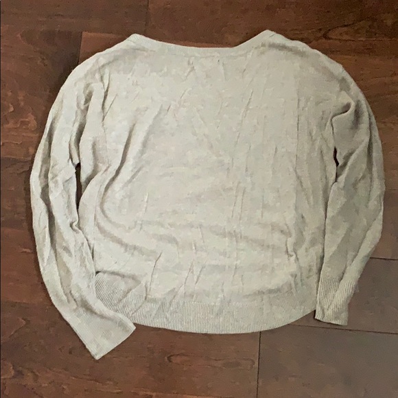 American Eagle long sleeve sweater in size XS - Picture 3 of 3